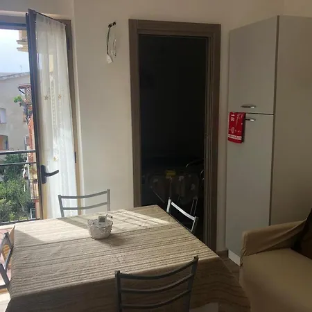 Appartamento In Viale Della Repubblica Scalea